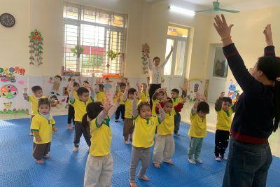 TẠI SAO NÊN CHO BÉ ĐI HỌC NGAY SAU TẾT?